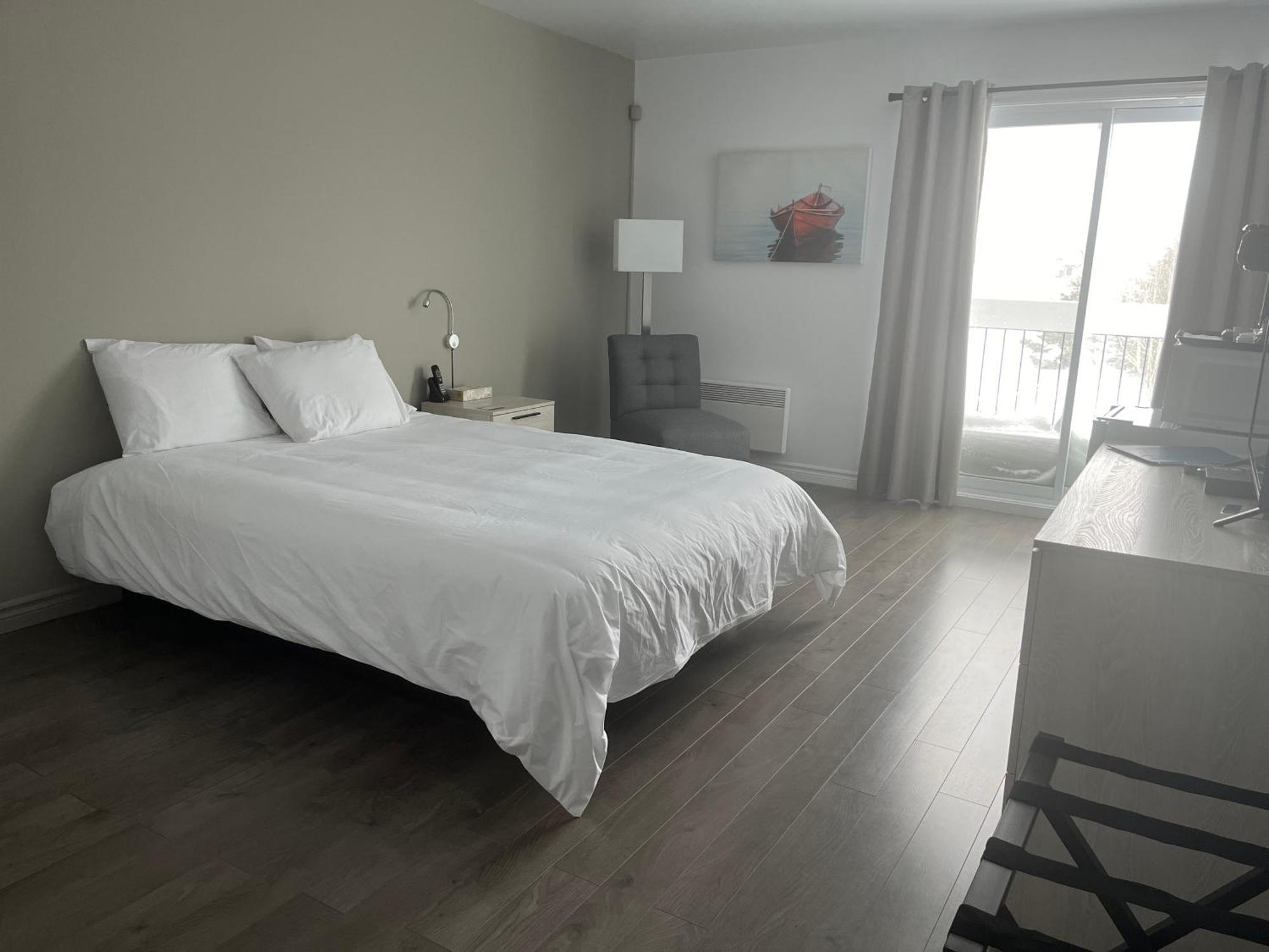 Hotel Normandie Rimouski Extérieur photo